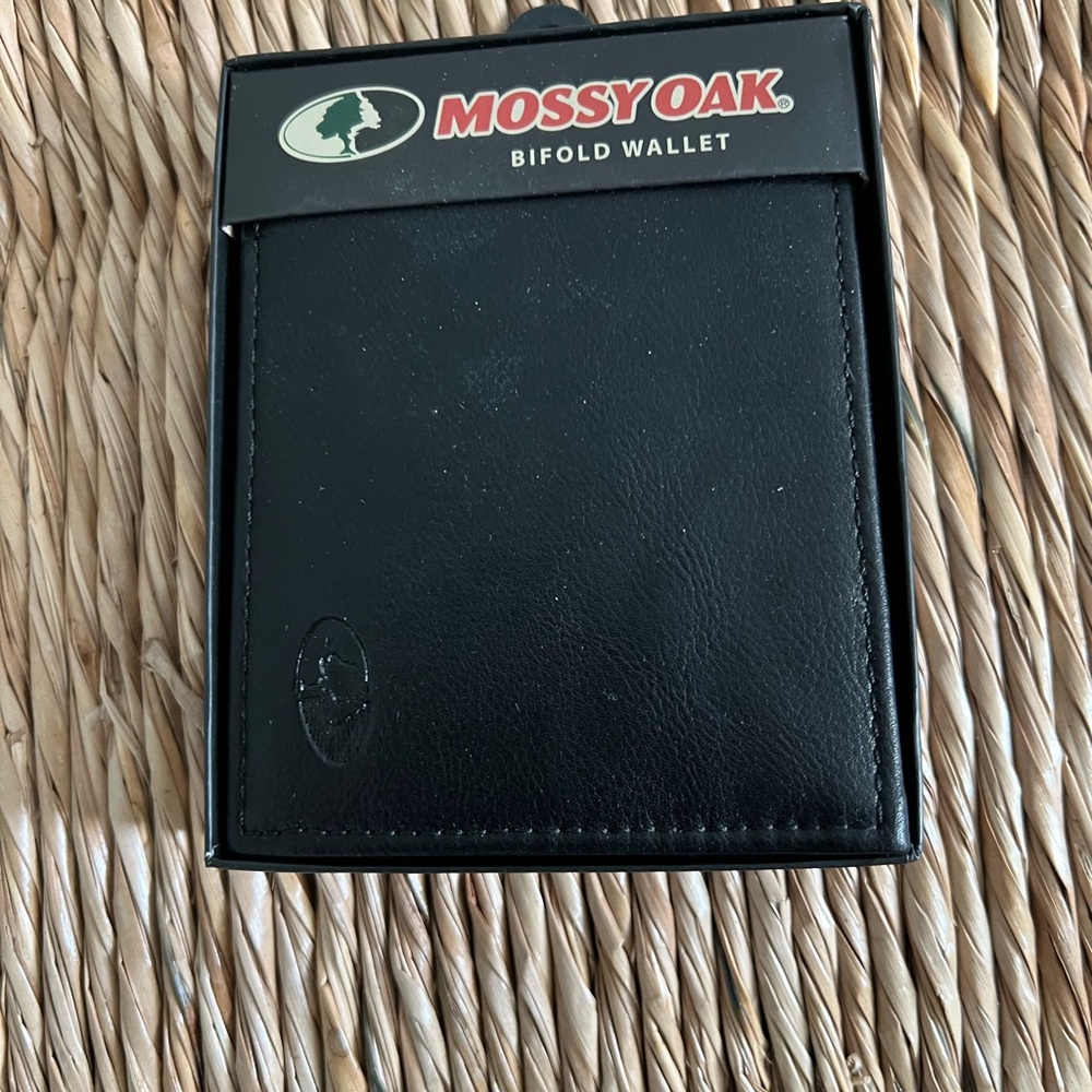 Mossy Oak men's Bifold wallet black